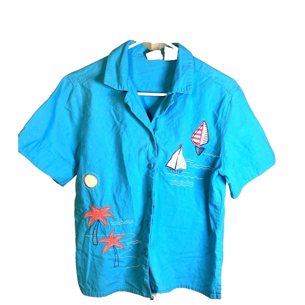 90's Women's Short Sleeve Shirt Medium Button Up Embroidered Beach Sailboat Blue